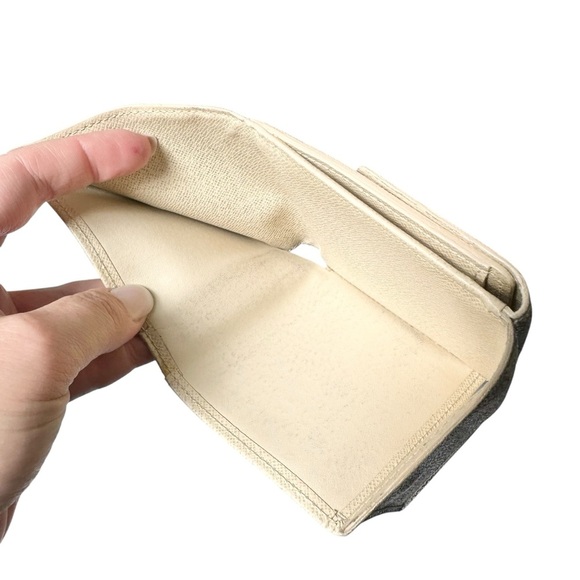 Louis Vuitton Damier Azur Leather Elise Bifold Compact Wallet - Picture 4 of 9